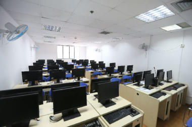 上海平面設(shè)計軟件培訓(xùn) Adobe認(rèn)證——開啟就業(yè)之門的通行證